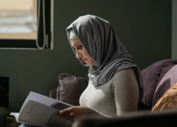 دراسة: مشروع قانون العلمانية يحمل تأثيراً مدمّراً على الأقليات الدينية في كيبيك