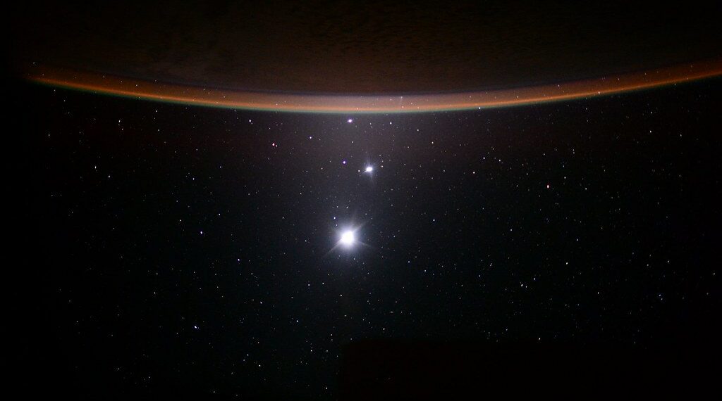 الليلة… سيكون كوكب المشتري أكثر وضوحاً وقُرباً من الأرض ويمكن رؤيته في جميع أنحاء كندا