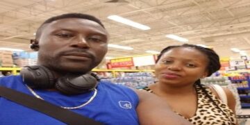 رجل يقتل زوجته السابقة أمام أطفاله في لاسال