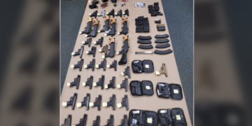 شرطة أوتاوا تصادر 46 قطعة سلاح ناري و ذخائر محظورة