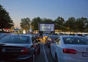 يمكنك الآن مشاهدة أفلام الهالوين المجانية في الهواء الطلق بالقرب من مونتريال