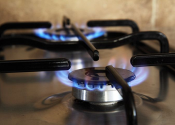 فاتورة غاز بقيمة حوالي 2000 دولار