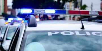 مسلح متحصنٌ يستسلم بعد 11 ساعة من المواجهة في ديترويت