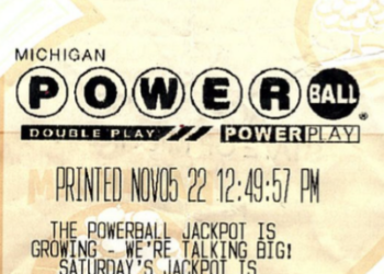 امرأةٌ من ديترويت تربح مليون دولار في سحب Powerball