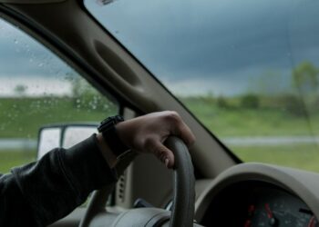 شركة General Motors تستدعي 340 ألف سيارة