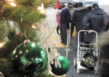 6 أماكن يمكنك التطوع فيها خلال موسم الأعياد في مونتريال