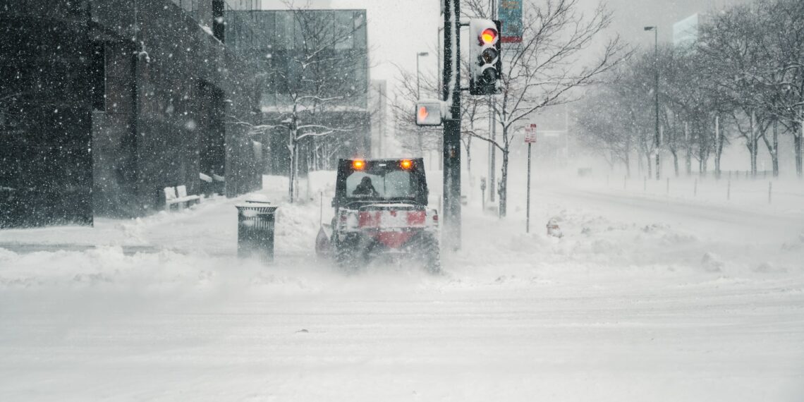 عاصفة ثلجية كبيرة ستشهدها عدة مناطق في كندا