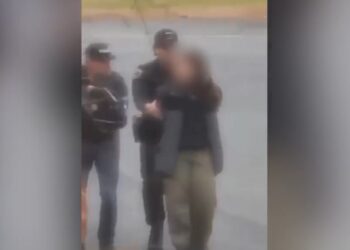 الشرطة تعتقل شاباً يرتدي سترة واقية من الرصاص في كلية Saint-Jean-Sur-Richelieu