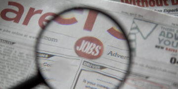 فرص عمل لدى وكالة الاستخبارات الكندية برواتب مميزة