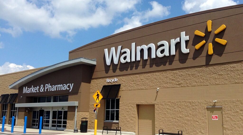 تخفيضات وعروض “Boxing Day” في ” ولمارت”