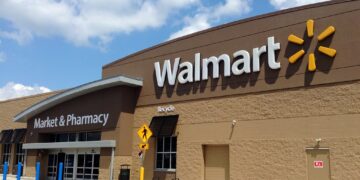 تخفيضات وعروض “Boxing Day” في ” ولمارت”