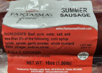 FSIS تحذر من بعض منتجات النقانق بسبب احتوائها على البلاستيك