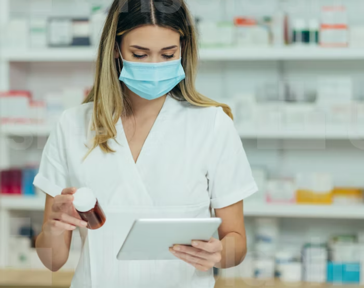 سيتمكن صيادلة أونتاريو قريباً من وصف الأدوية لـ 13 مرضاً شائعاً