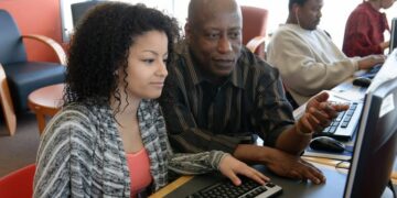 نصائح للتعامل مع مختلف النواحي المالية للوافدين الجدد إلى كندا