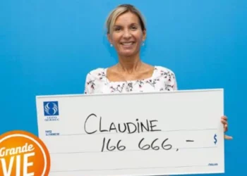 بعد 8 أشهر أدركت أنها فازت في اليانصيب