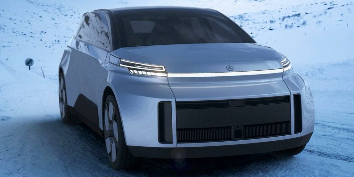 الكشف عن أول سيارة كهربائية كندية الصنع