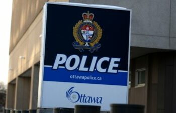 شرطة أوتاوا تعتقل شاباً بعد تهديدات وجهها عبر تويتر