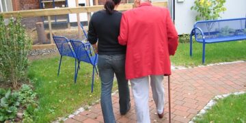 أمريكا توافق على أول دواء لمرض “الزهايمر”