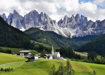 7 أماكن في أمريكا الشمالية و أوروبا تُقدّم مبالغ مالية للكنديين للعيش فيها