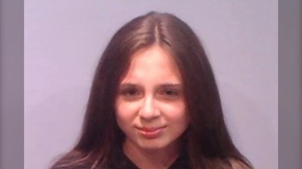 شرطة لافال تبحث عن فتاة مفقودة تبلغ من العمر 13 عاماً