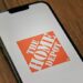 شركة Home Depot شاركت بيانات العملاء الشخصية مع Facebook دون موافقتهم