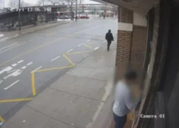 المسلمون في Verdun يشعرون بالقلق بعد محاولة شخص الدخول عنوة إلى أحد المساجد