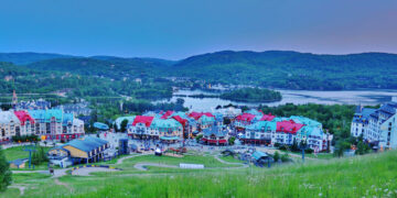 قرية Mont Tremblant التجارية للبيع بهذا السعر