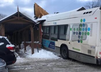 الشاهد ” مايك حداد” يروي ما جرى في اللحظات الأولى للحادث المأساوي الذي وقع في حضانة الأطفال في سانت روز
