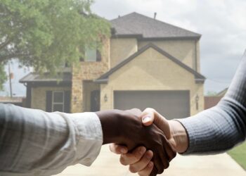 المدن الكندية التي لديها أقل تكلفة لتملك منزل خلال العام الأول