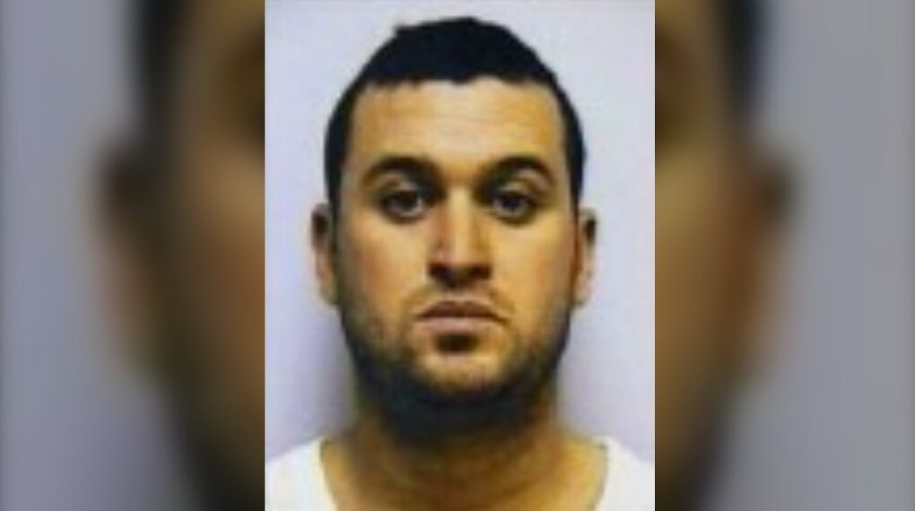 رجل من مونتريال له صلة بالمافيا يعترف بقتل 4 رجال