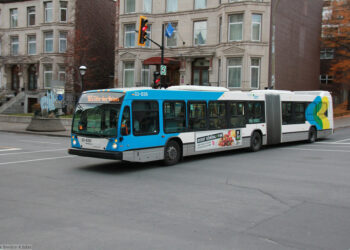 مسؤولو النقل في مونتريال يخططون لدمج خدمات الحافلات لتقليل التكاليف