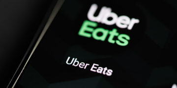 وضع حد أقصى لرسوم خدمة توصيل الطعام في كيبيك