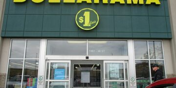 شركة Dollarama تحقق أرباحاً قياسية
