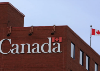 CRA توصي بتقديم ضرائب 2022 عبر الإنترنت : إليكم الطريقة