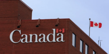 CRA توصي بتقديم ضرائب 2022 عبر الإنترنت : إليكم الطريقة