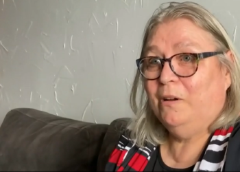 خطأ في شهادة الميلاد قد يمنع امرأة من حضور زفاف ابنها