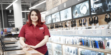 أكثر من 800 وظيفة شاغرة لدى Staples مع العديد من المميزات والفوائد