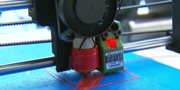 شرطة كيبيك تعتقل رجلاً وتصادر مخططات وأسلحة مطبوعة بتقنية 3D