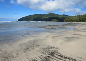 تصنيف شاطيين كنديين ضمن أفضل الشواطئ في العالم