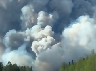 تحذير بشأن جودة الهواء في غرب كندا بسبب الحرائق ، وثلوج في المقاطعات الأطلسية