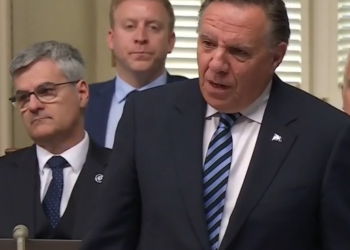 لوغو: يحق للنواب كسب أكبر قدر ممكن من المال لتأمين متطلبات أطفالهم