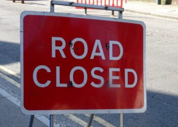 ازدحام مروري شديد وحالات تأخير في رحلات الطيران بسبب إغلاق الطريق السريع 20 في مونتريال