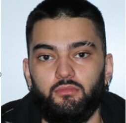 شرطة لافال تبحث عن ضحايا آخرين لرجل متهم بالقوادة