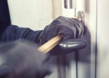 شرطة مونتريال تعتقل 4 أشخاص لتورطهم بعمليات سطو على منازل فاخرة