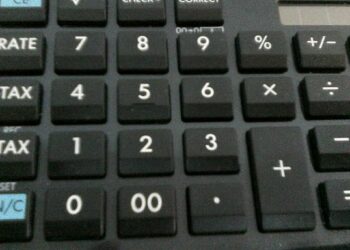 إليك أفضل الطرق لدفع ضرائب أقل في كندا