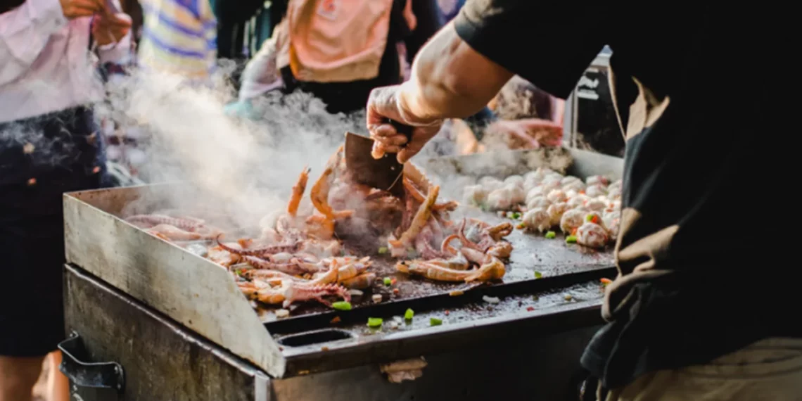 مونتريال على موعد مع 5 مهرجانات للطعام والثقافة في الميناء القديم