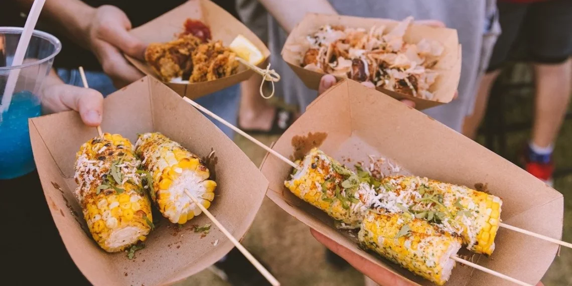 استكشف مهرجان الطعام في ميناء مونتريال القديم هذا الصيف