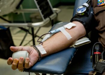 السلطات تُشجّع السكان على التبرع بالدم في كيبيك بالتزامن مع تباطؤ التبرعات خلال الصيف