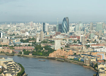 الحكومة الكندية تمنح مواطنيها فرصة مميزة للعمل في بريطانيا من خلال اتفاقية جديدة