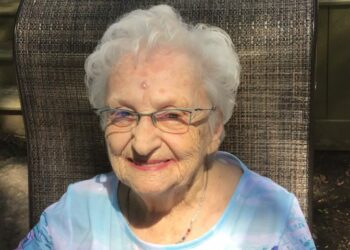 Lucille Raymond تحتفل بعيد ميلادها الـ 104